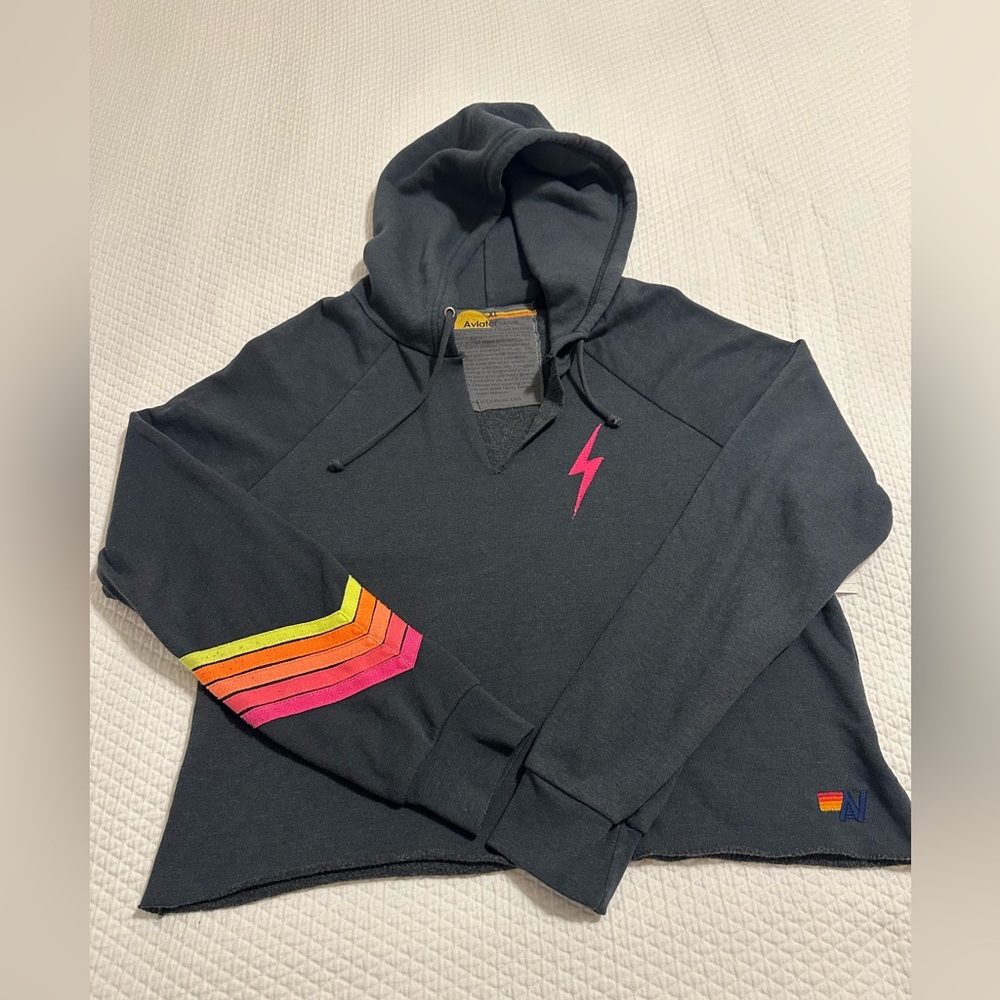 NWOT Aviator Nation Bolt Chevron 5 Stitch Split Neck Sweatshirt XL